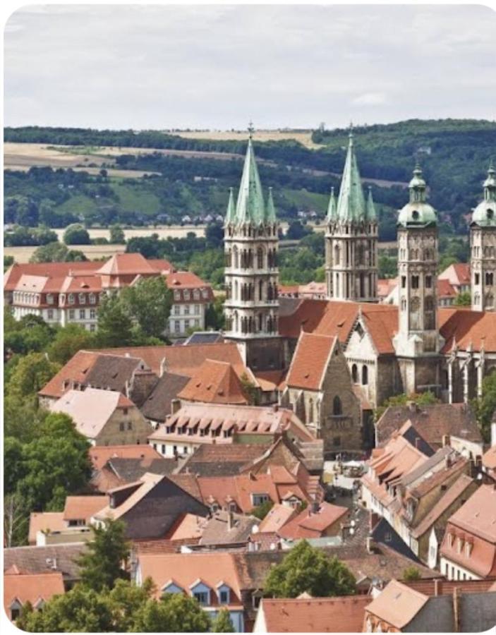 Schoene Neue 4 Zimmer Wohnung Mit Sued-Balkon Bis 8 Personen Naumburg  Buitenkant foto